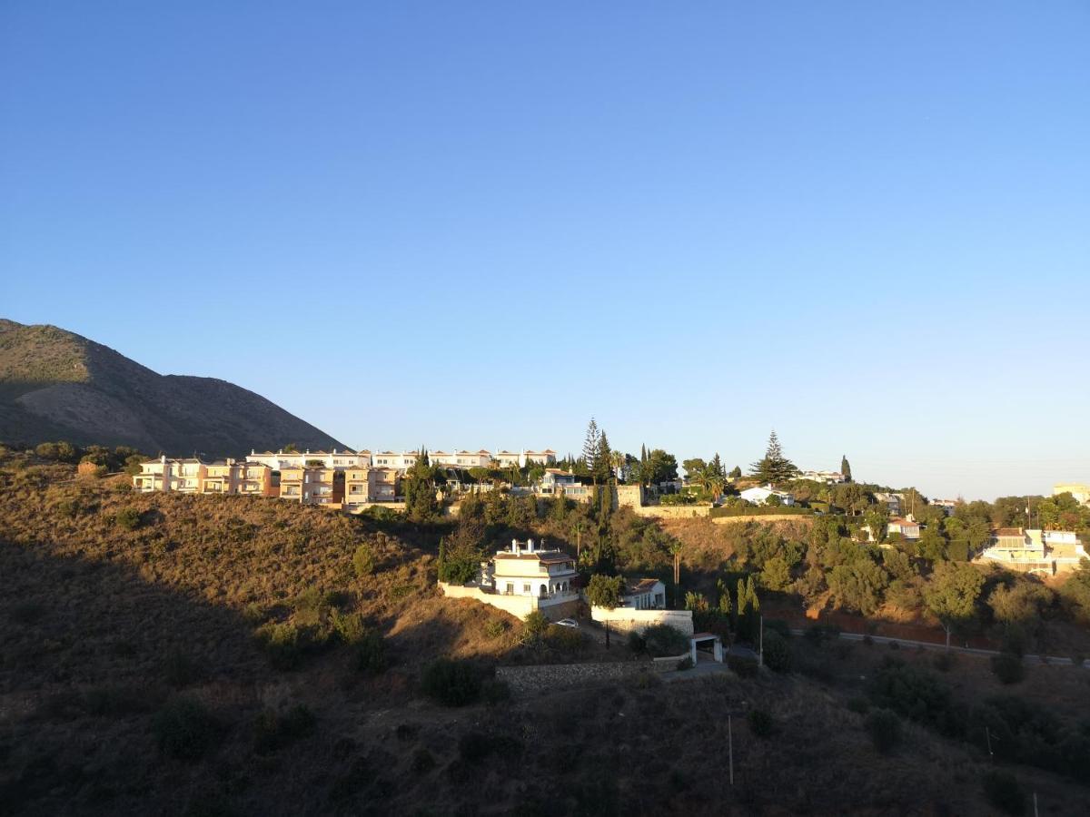 Apartamento Las Brisas ฟูเอนฮิโรลา ภายนอก รูปภาพ