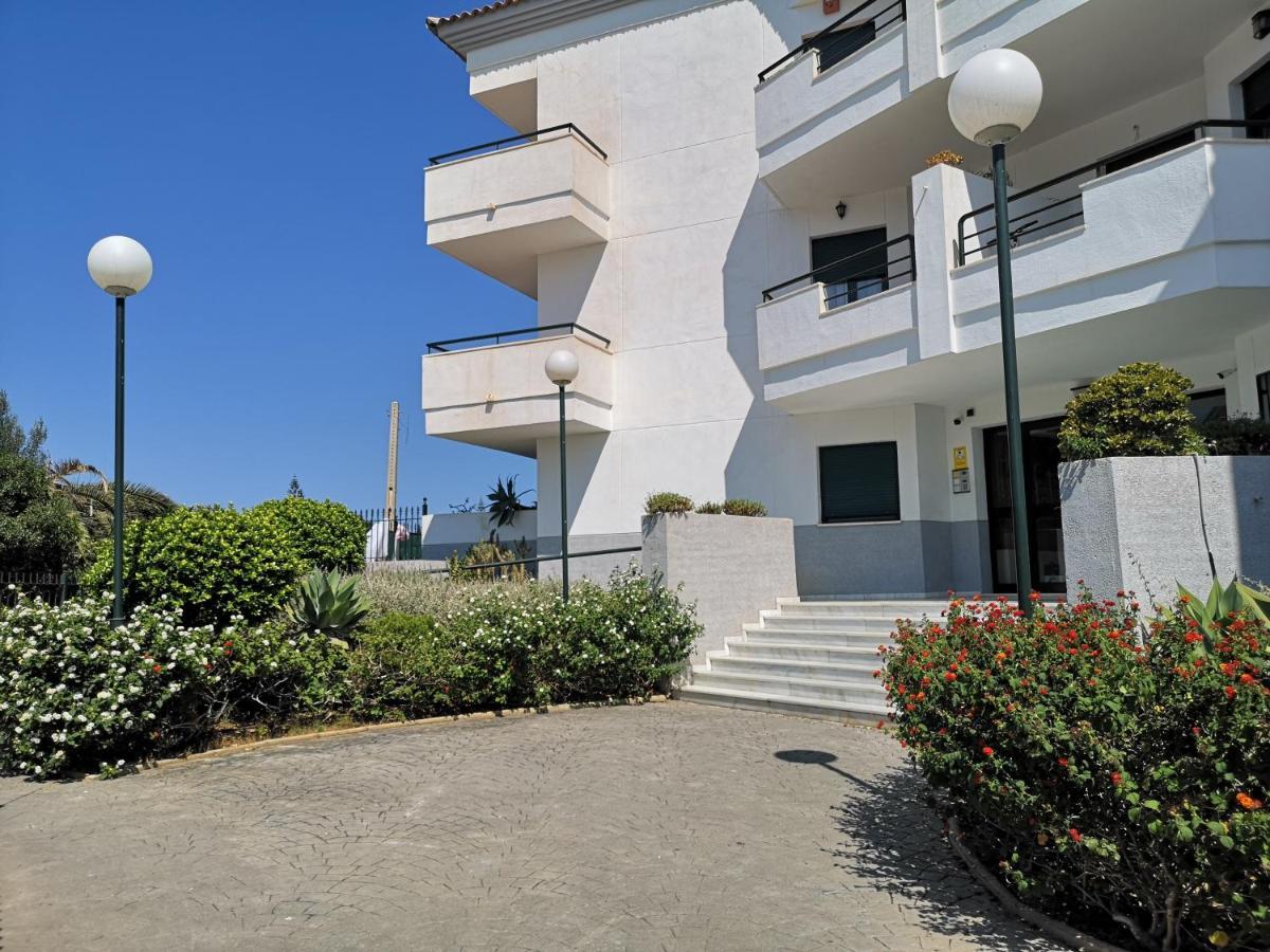 Apartamento Las Brisas ฟูเอนฮิโรลา ภายนอก รูปภาพ